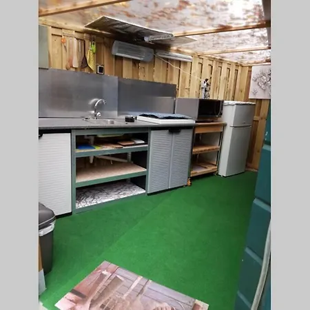 Tuinhuisje Appartement *