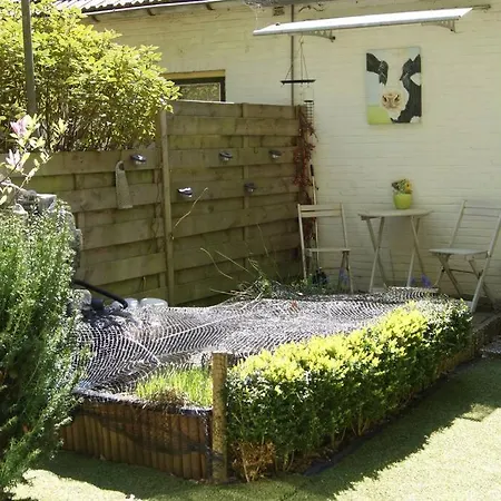 Tuinhuisje *